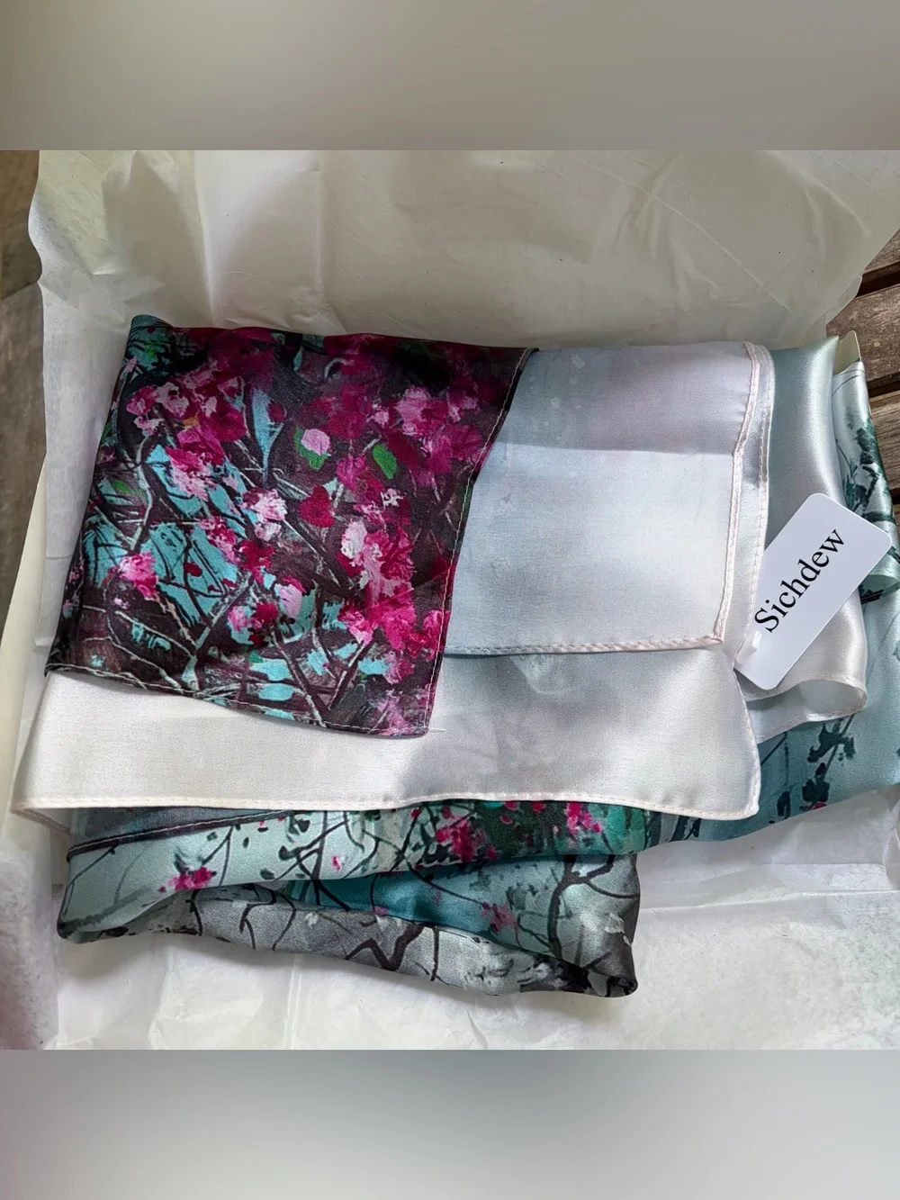 SICHDEW 100% Silk Scarf